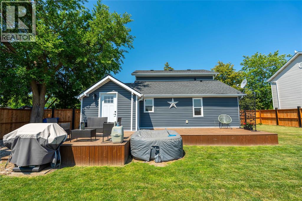 770 Bushey STREET - 23