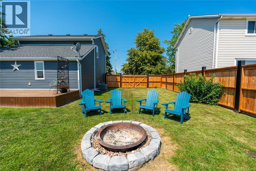 770 Bushey STREET - 26