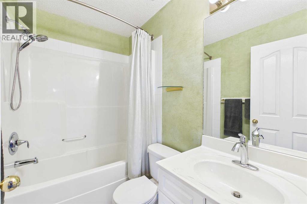 225 Bridlewood Court SW — photo 22