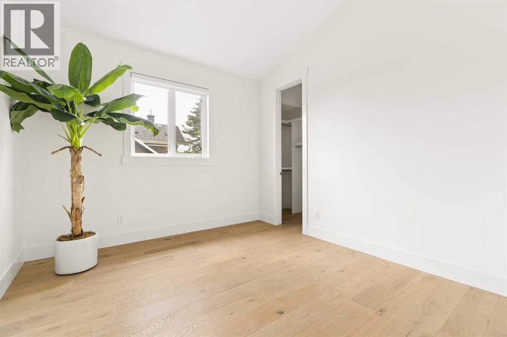 1430 27 Street SW — photo 15