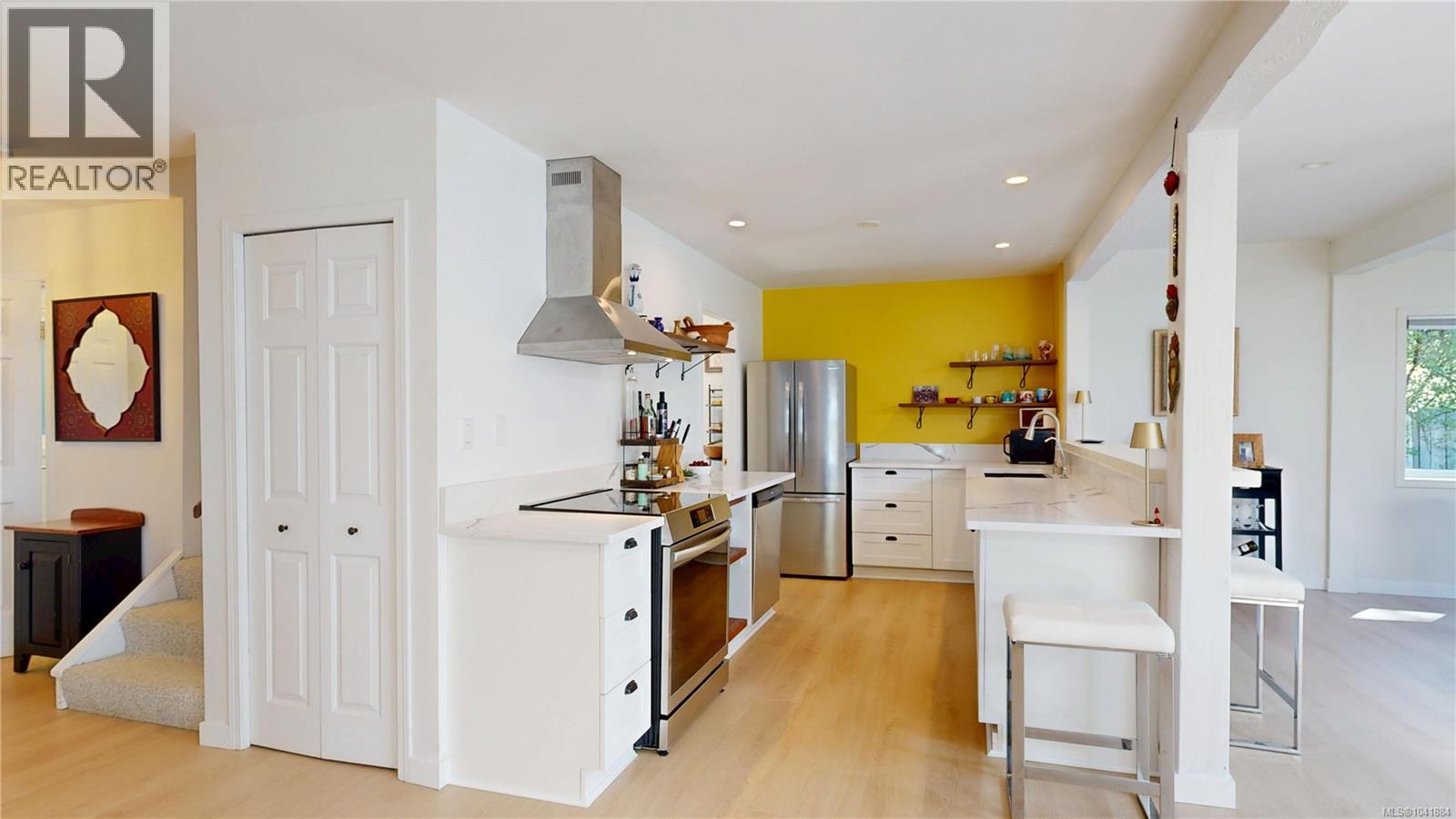 680 Little Blvd - 8