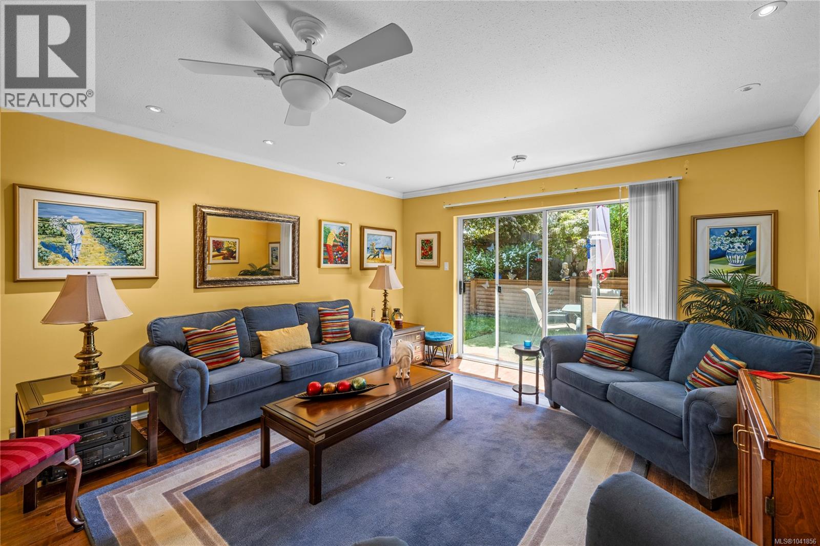 #24 450 Bay Ave - 21