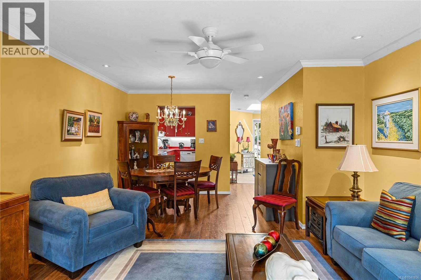 #24 450 Bay Ave - 22