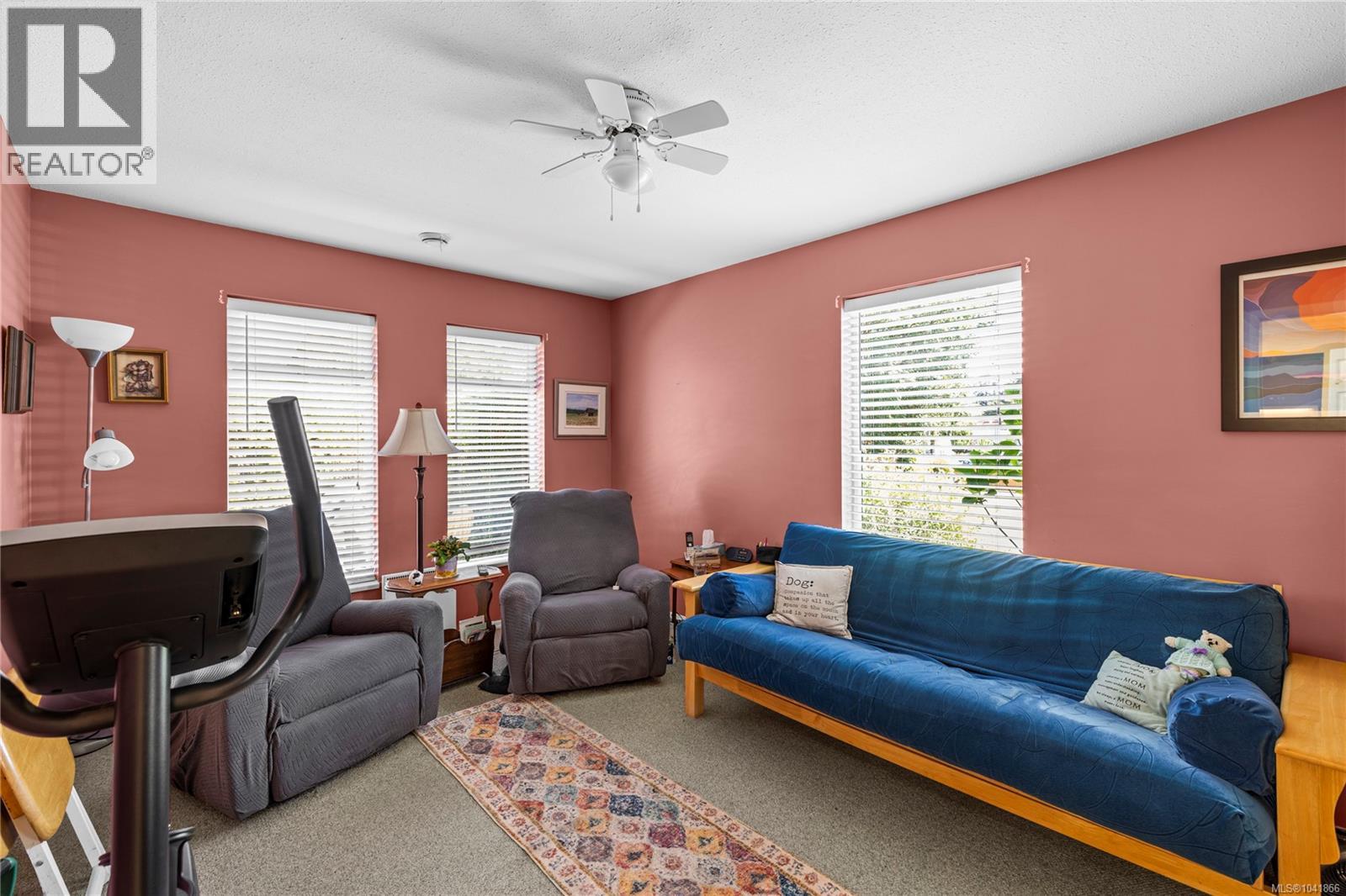#24 450 Bay Ave - 24