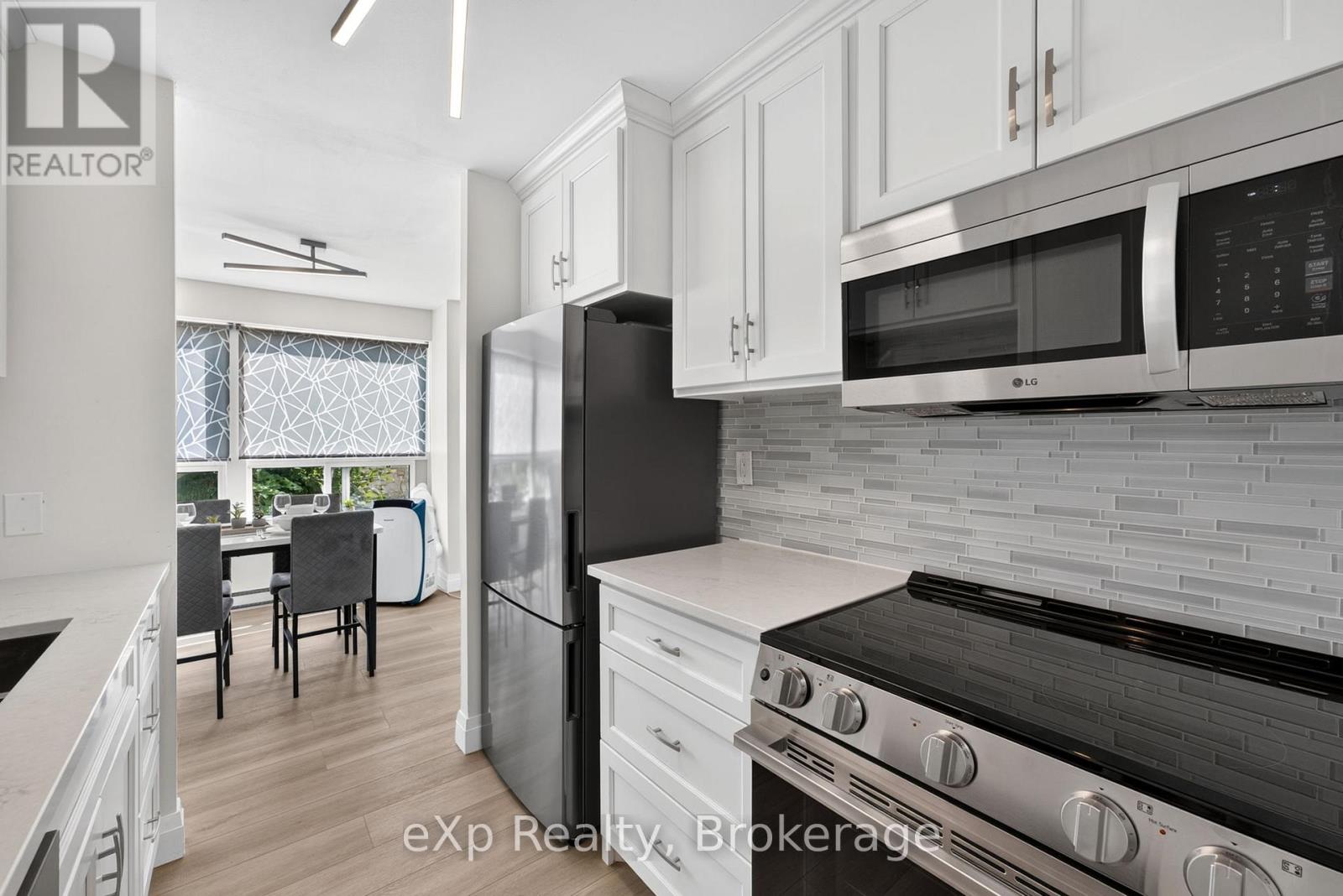 #220 1447 HURON STREET - 16