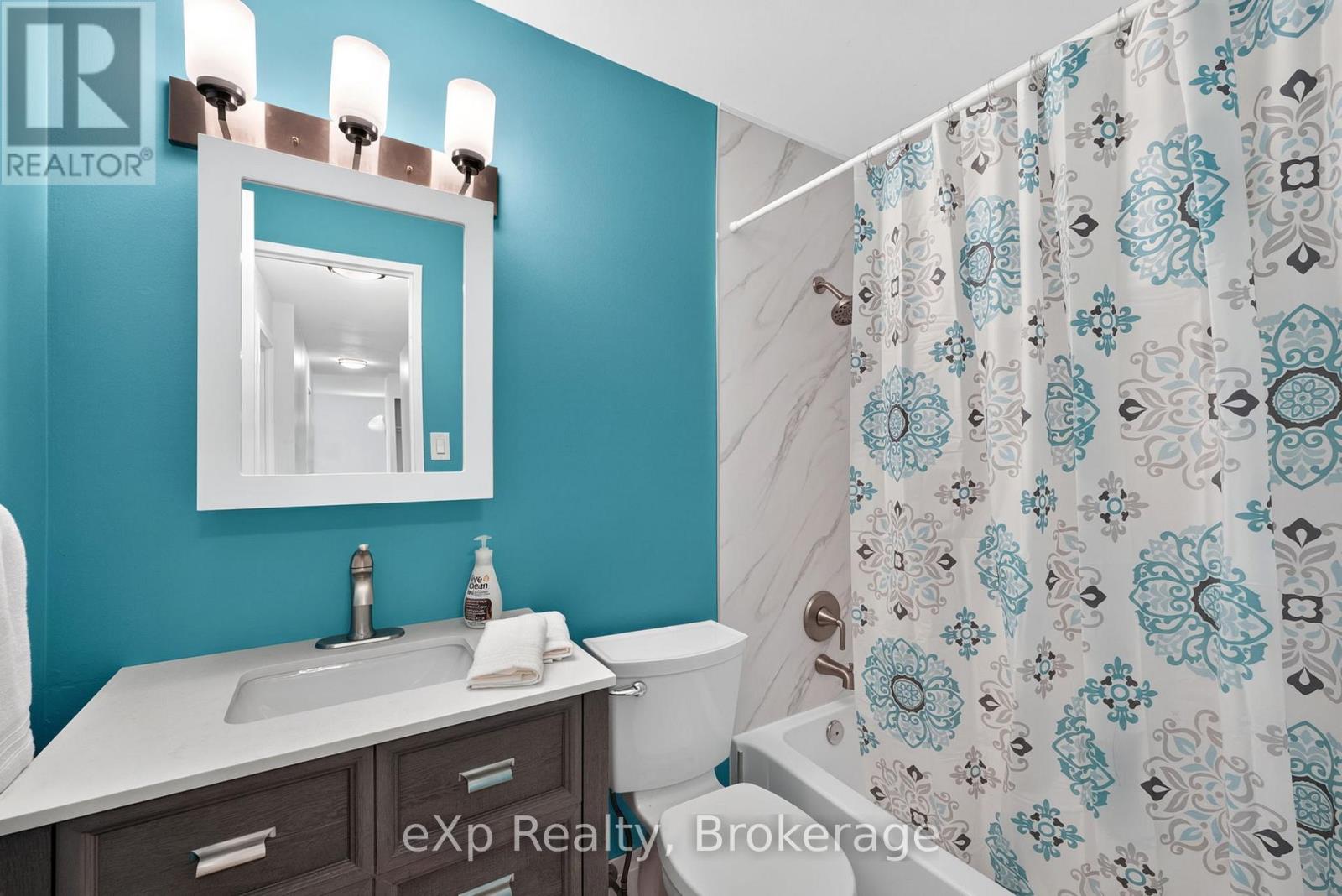 #220 1447 HURON STREET - 28
