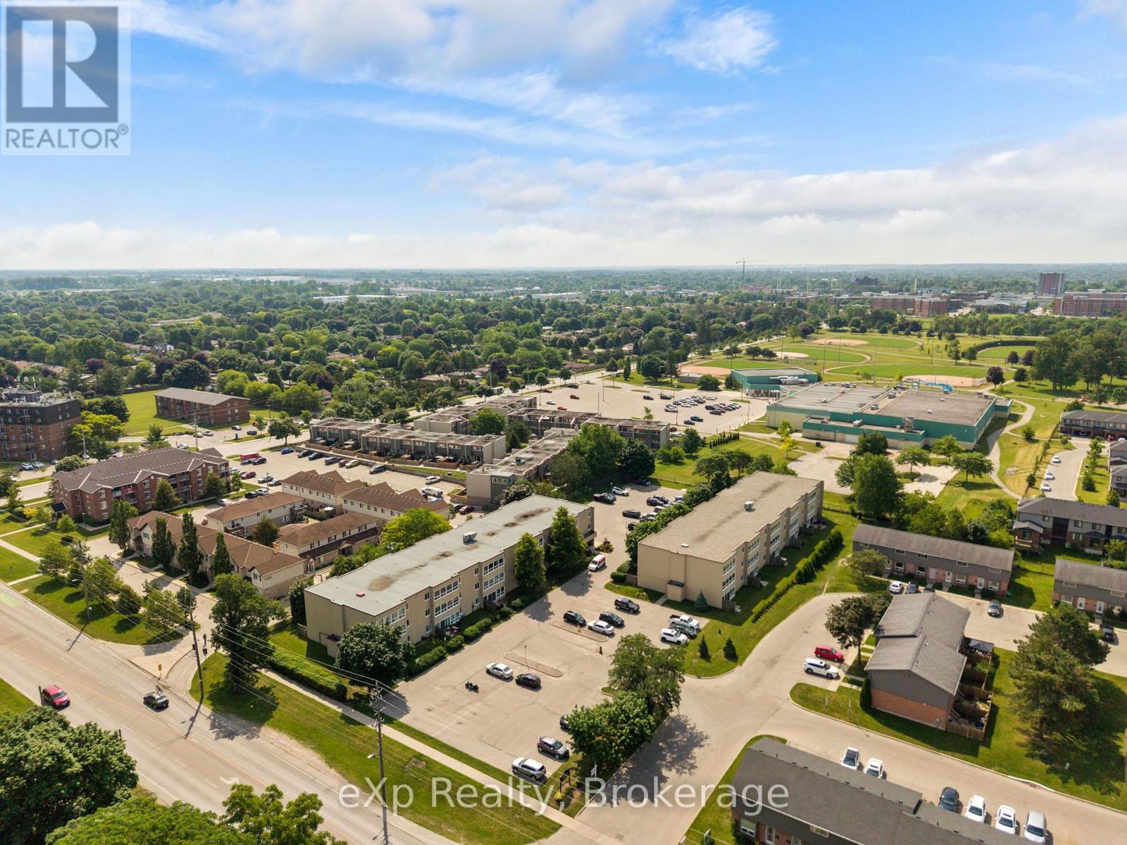 #220 1447 HURON STREET - 32