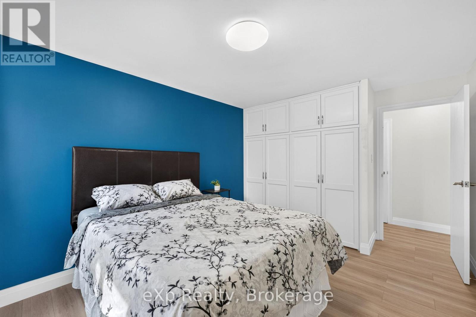 #220 1447 HURON STREET - 5