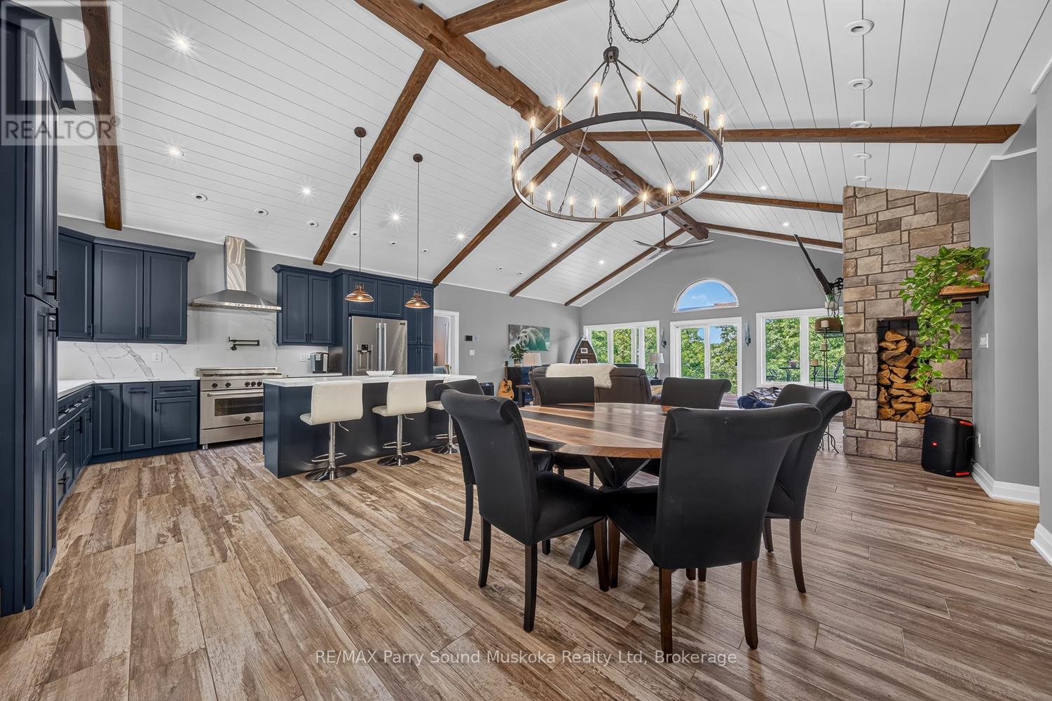 800 INVERLOCHY ROAD - Image 17
