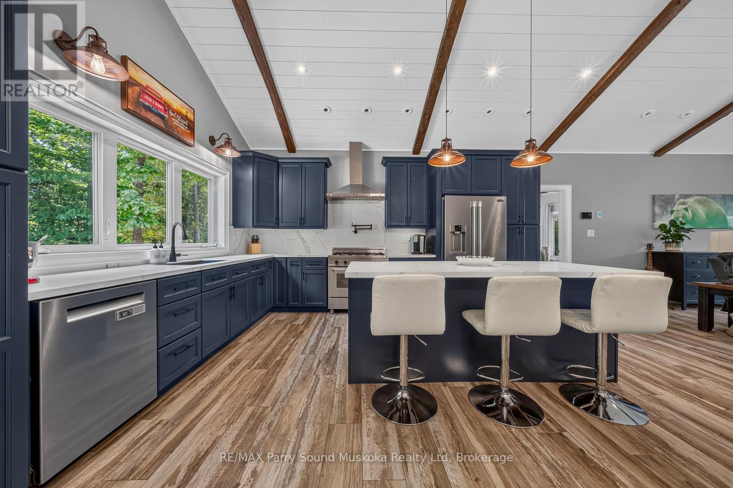 800 INVERLOCHY ROAD - Image 18