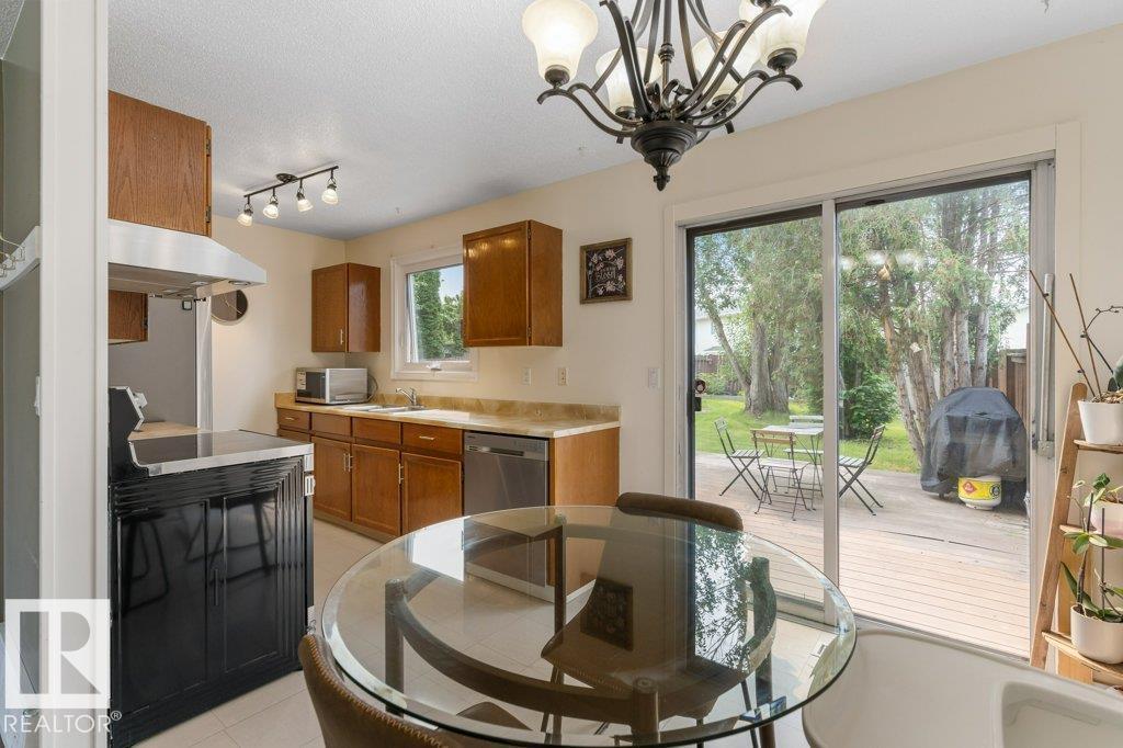 18609 54 AV NW - 12