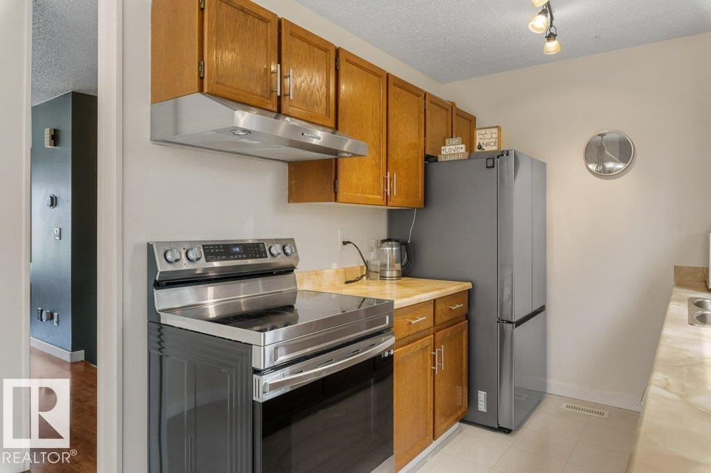 18609 54 AV NW - 14