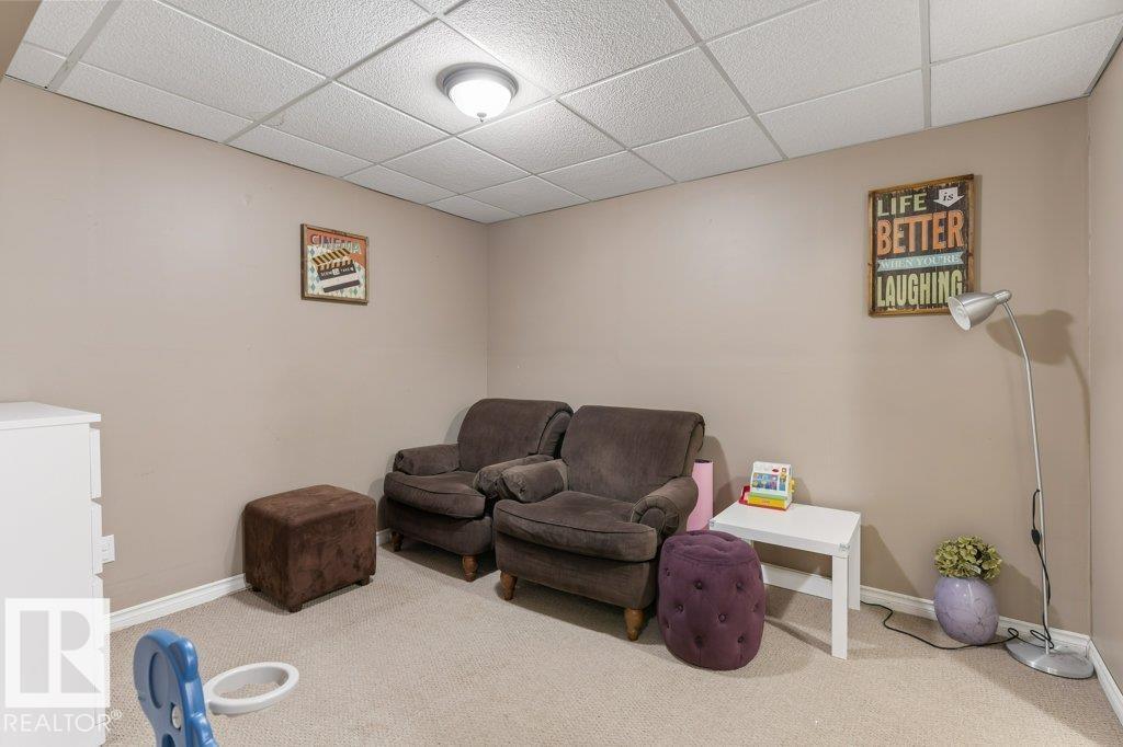 18609 54 AV NW - 25