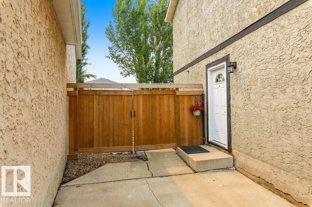 18609 54 AV NW - 3