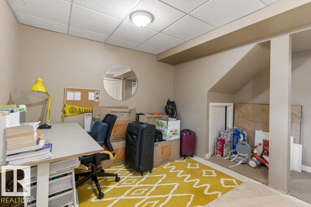 18609 54 AV NW - 30