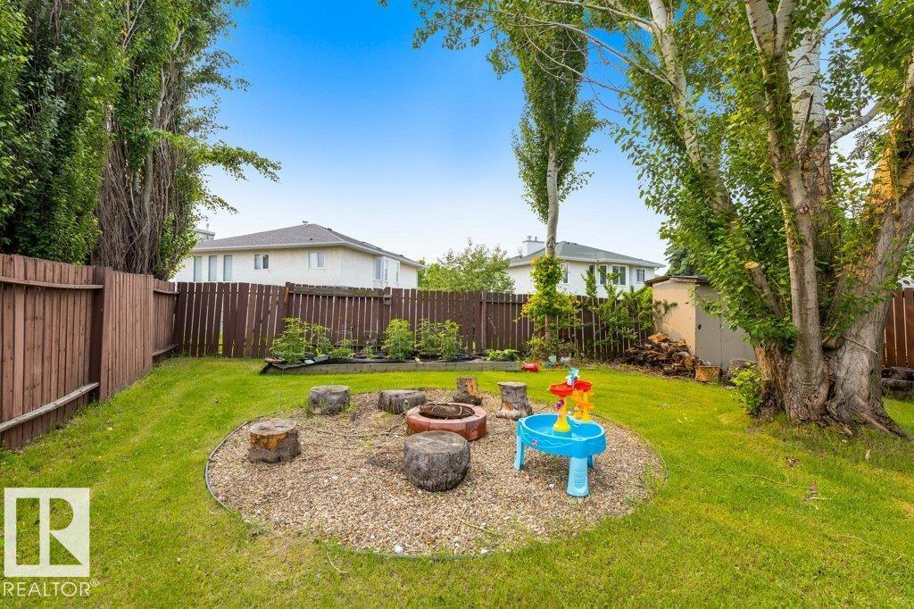 18609 54 AV NW - 37