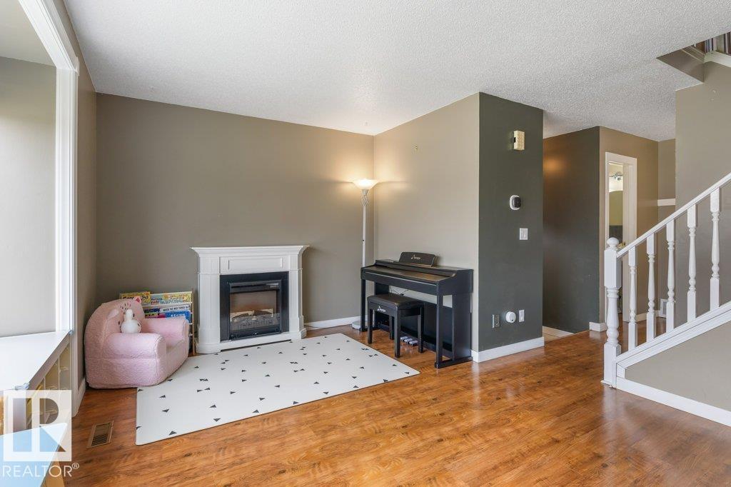 18609 54 AV NW - 7