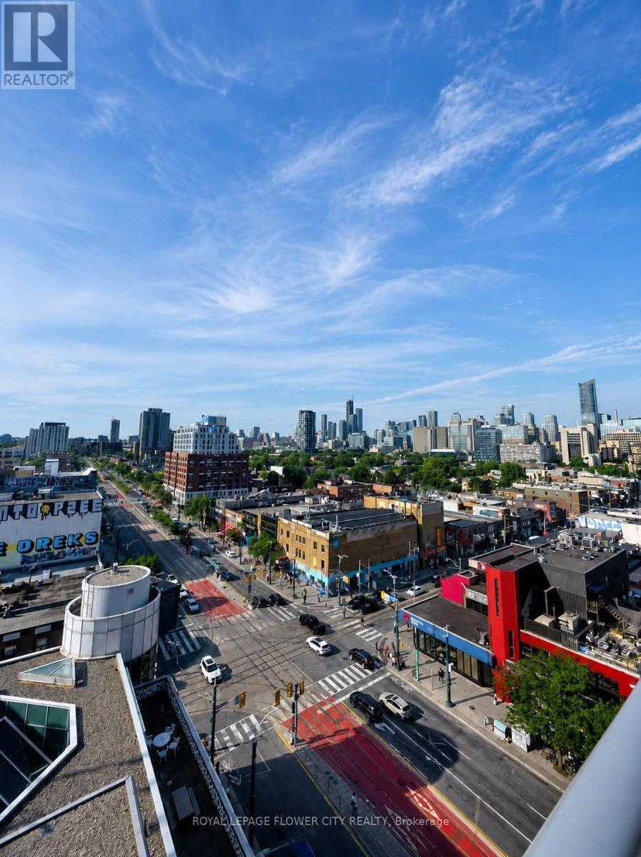 #607 10 WILLISON SQUARE - 26