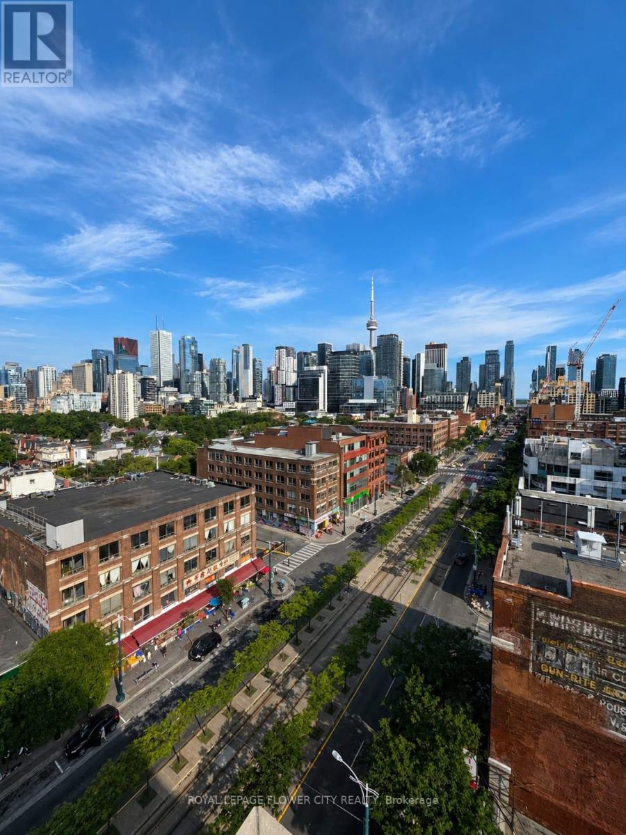 #607 10 WILLISON SQUARE - 28
