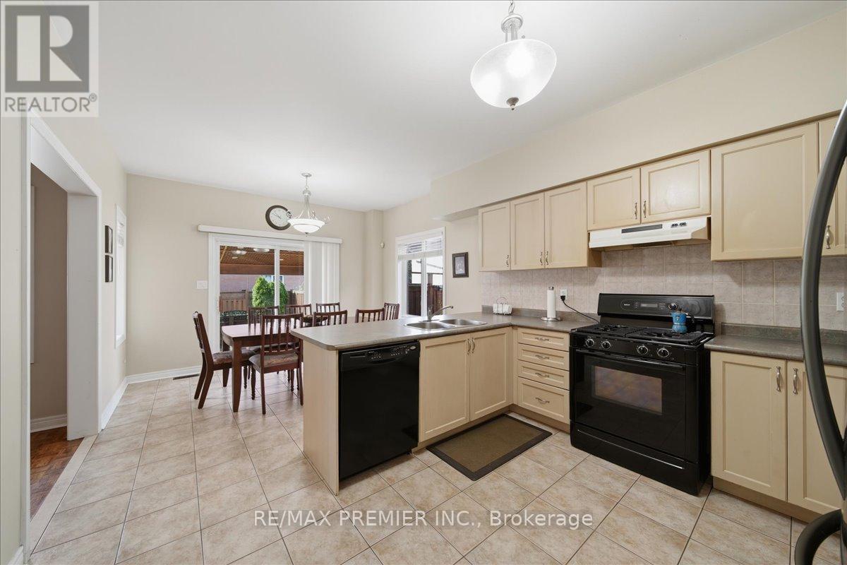 5 LAURA SABRINA DRIVE - 11