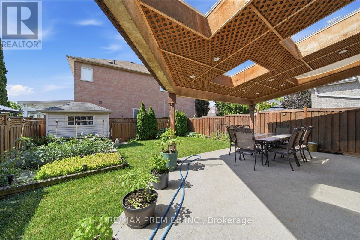 5 LAURA SABRINA DRIVE - 26