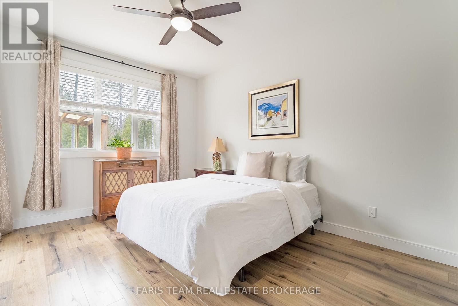 116 MAMIE AVENUE - 21