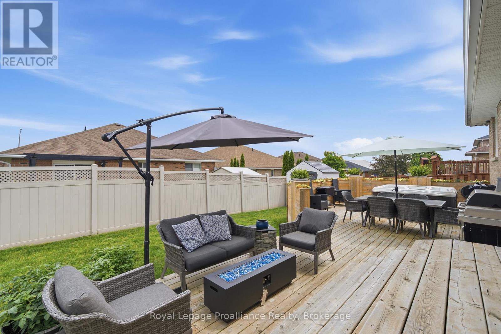 15 CHELSEA CRESCENT - Image 40