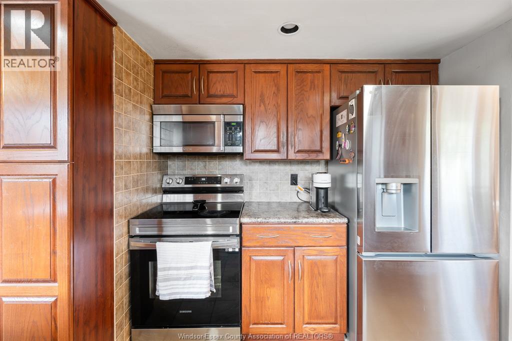 2870 GLENWOOD AVENUE - 15