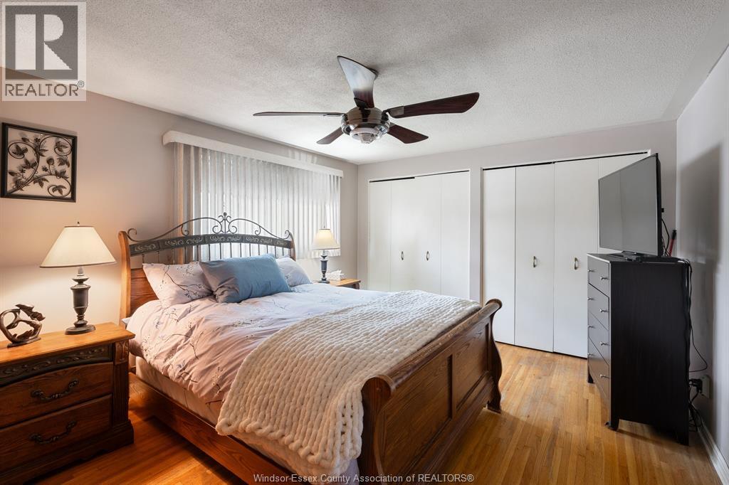 2870 GLENWOOD AVENUE - 21