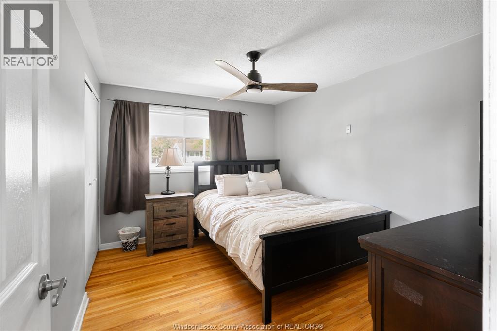 2870 GLENWOOD AVENUE - 25
