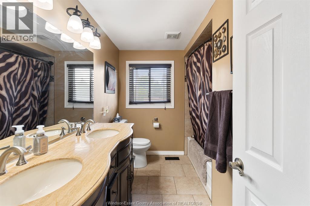 2870 GLENWOOD AVENUE - 30