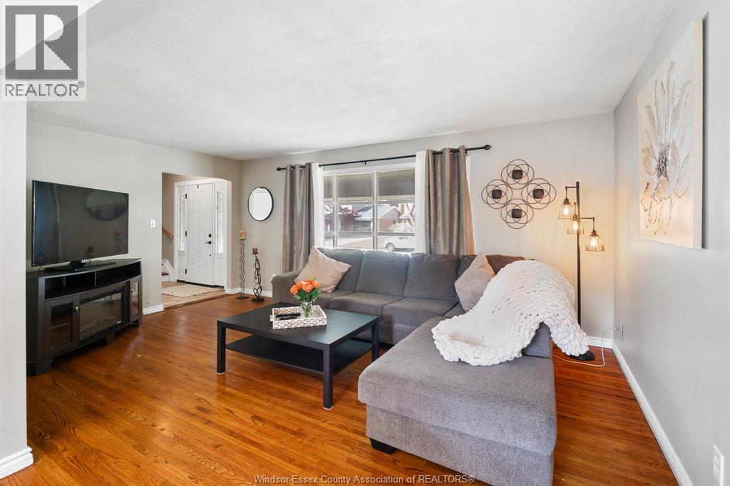 2870 GLENWOOD AVENUE - 8