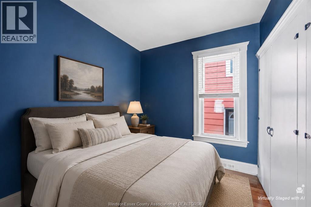924 MARENTETTE AVENUE - 12