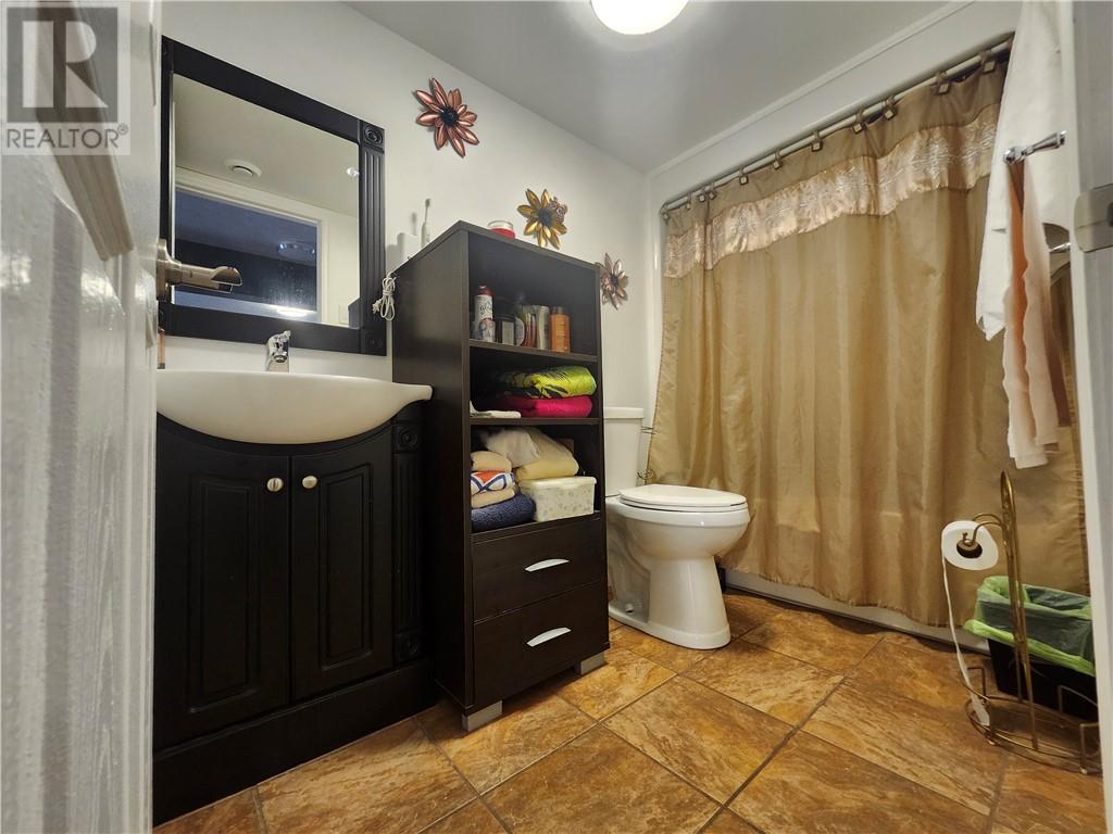 3637 Keith Avenue - 28