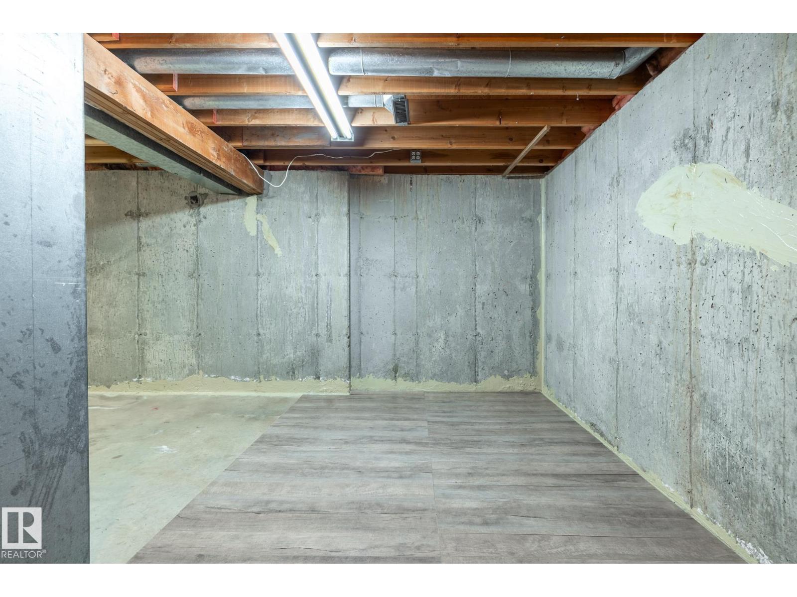 #20 3812 20 AV NW - 24