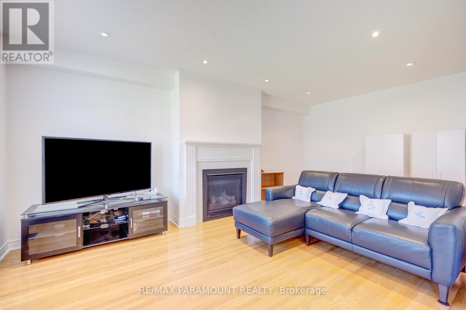 6407 ORMINDALE WAY - 22