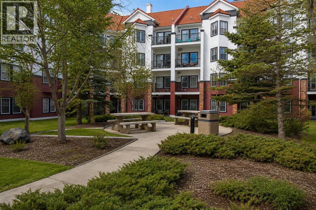 #117 60 Royal Oak Plaza NW - 24