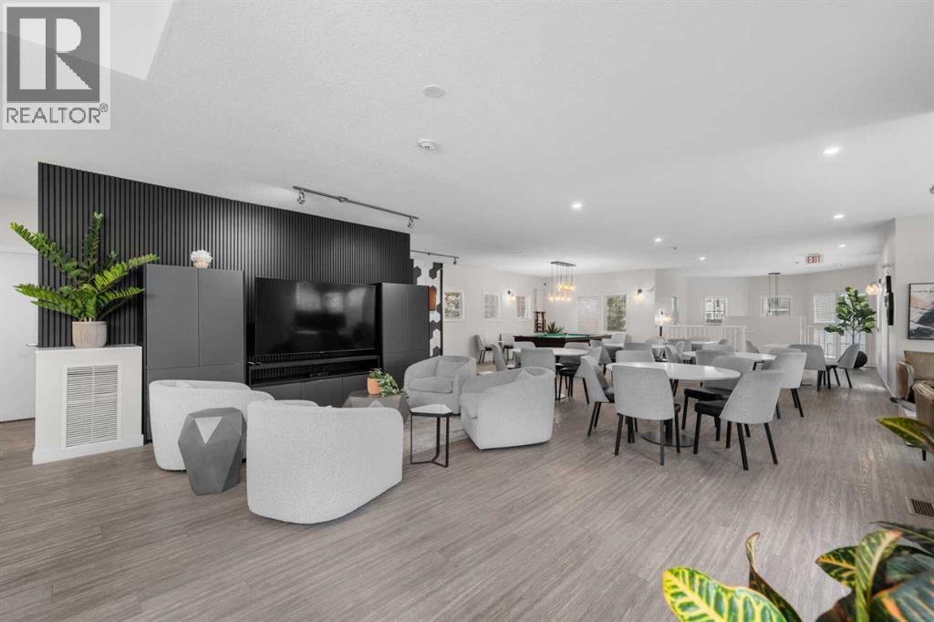 #117 60 Royal Oak Plaza NW - 19