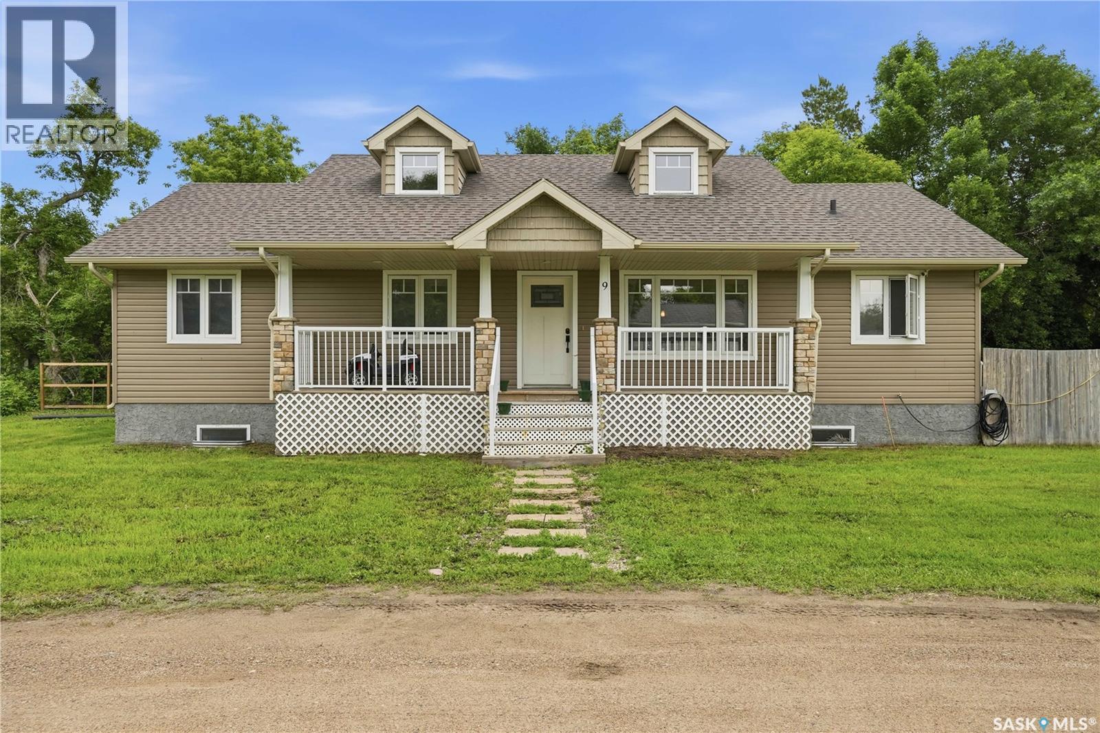 9 Jarvis STREET - 1