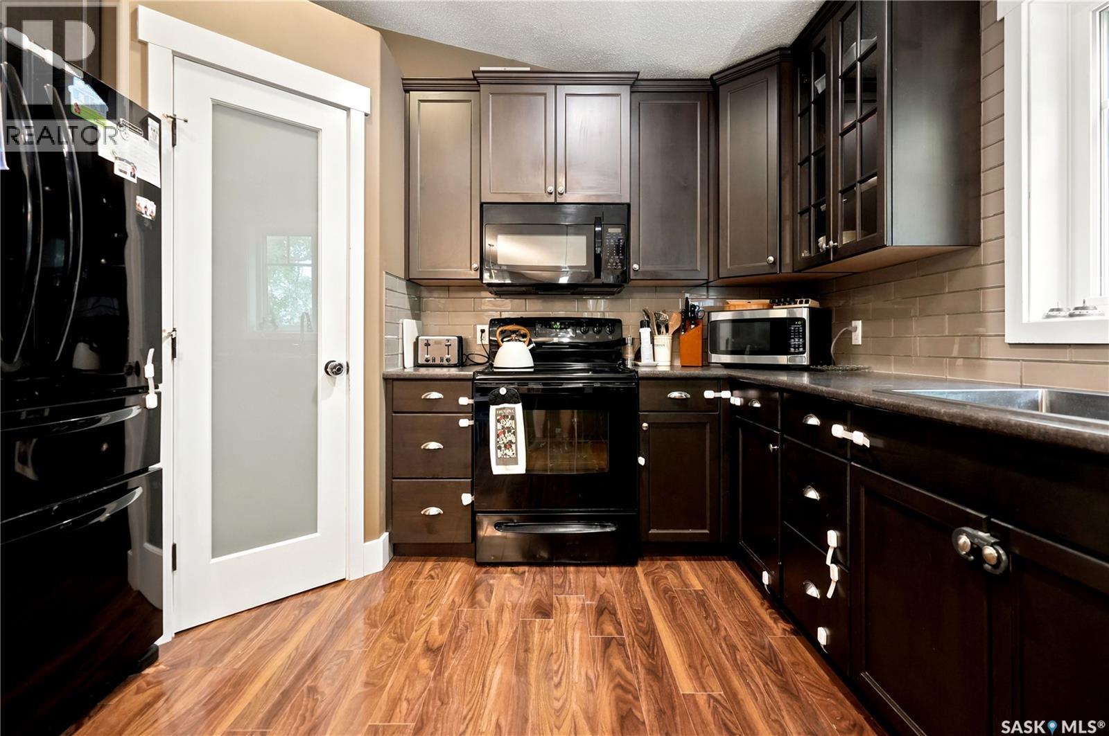 9 Jarvis STREET - 14