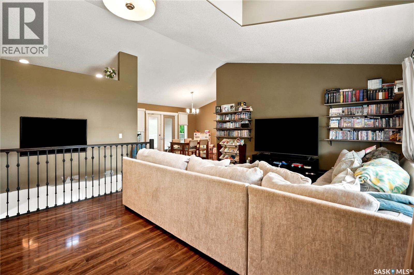 9 Jarvis STREET - 7