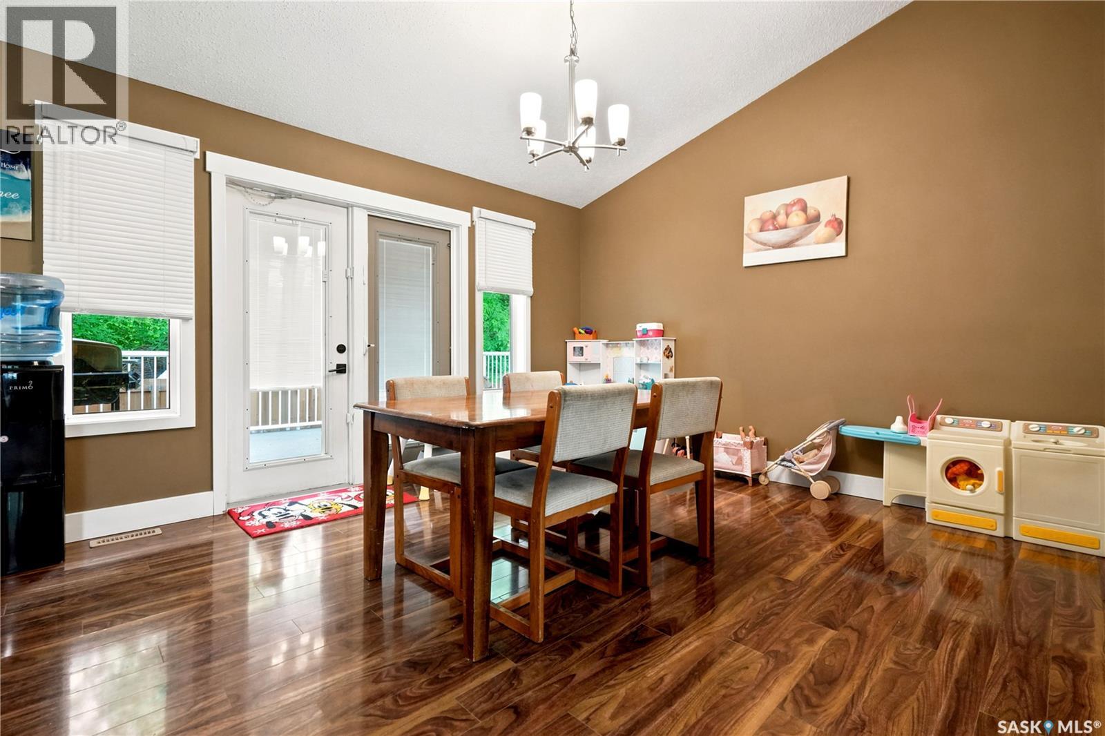 9 Jarvis STREET - 9