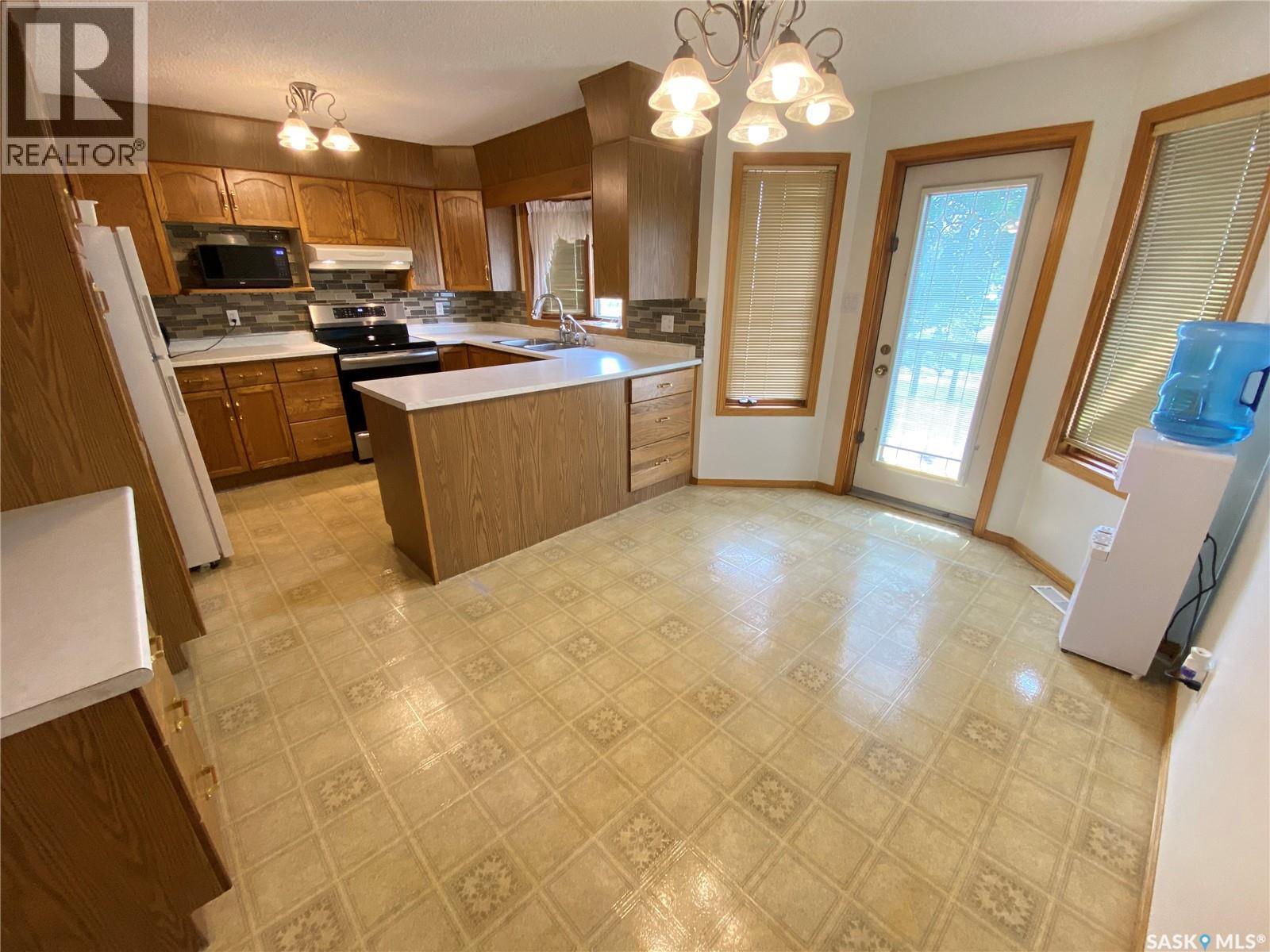 18 Blackwell CRESCENT - 3
