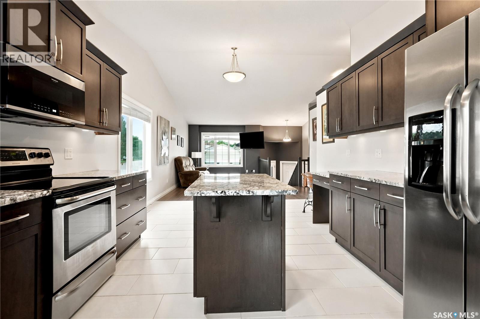 456 5th AVENUE - 15