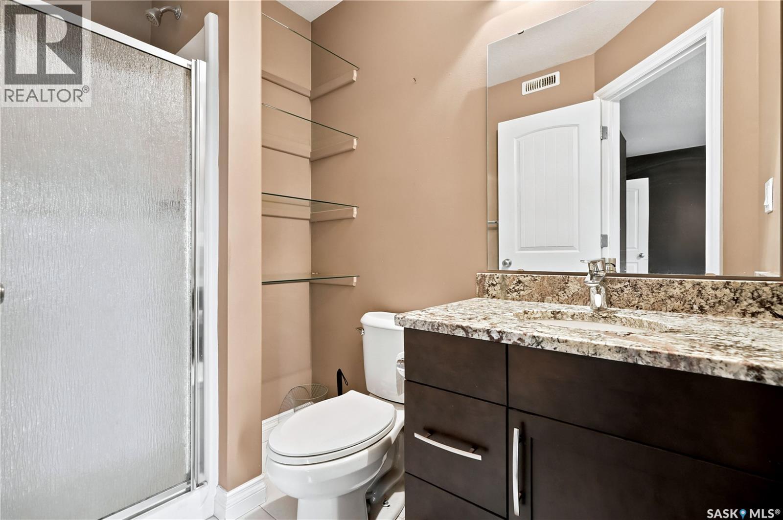 456 5th AVENUE - 22