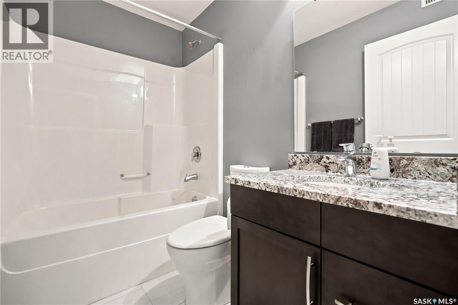 456 5th AVENUE - 23