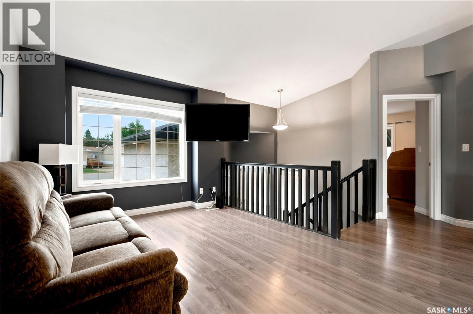 456 5th AVENUE - 6
