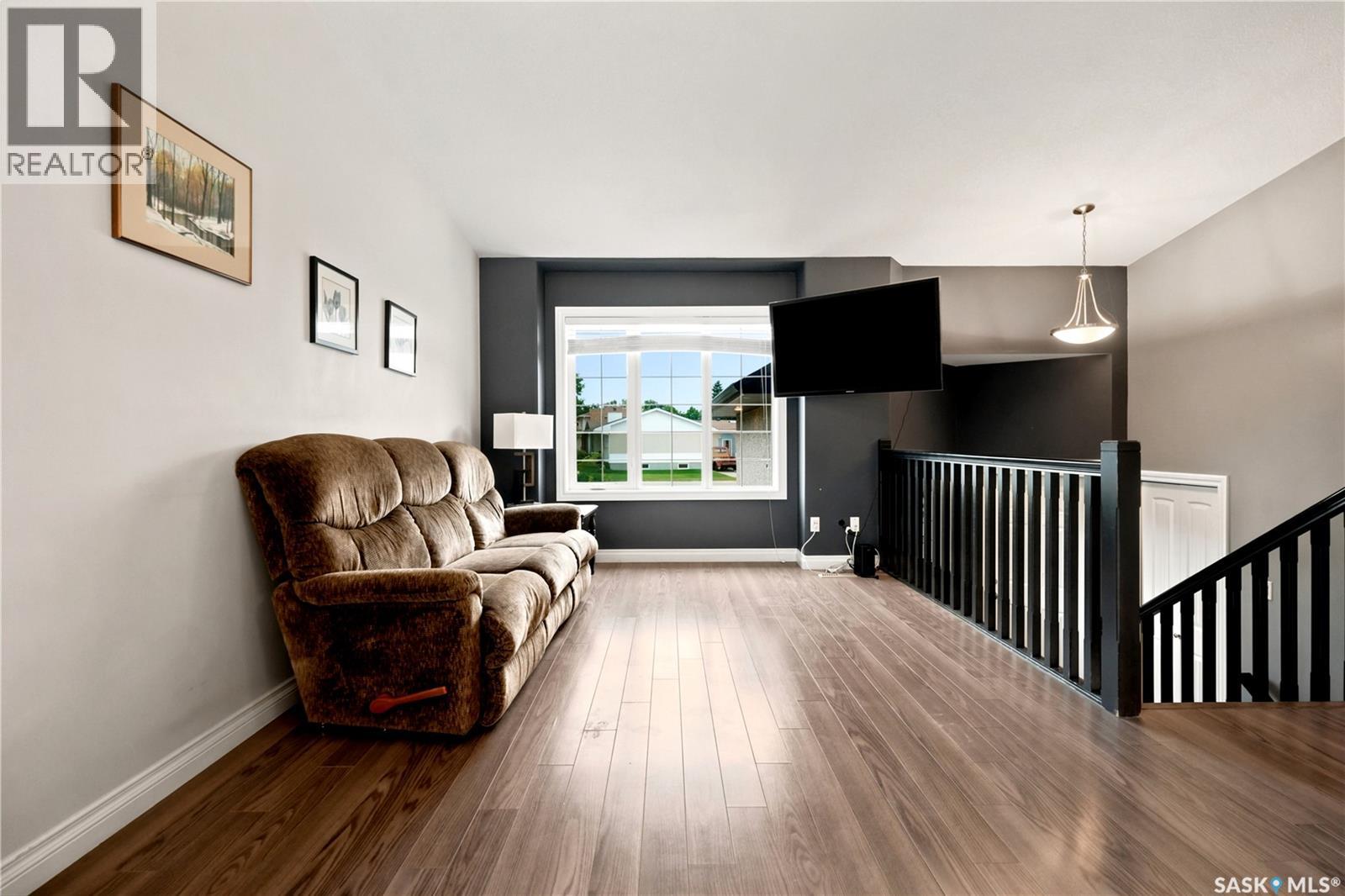 456 5th AVENUE - 9
