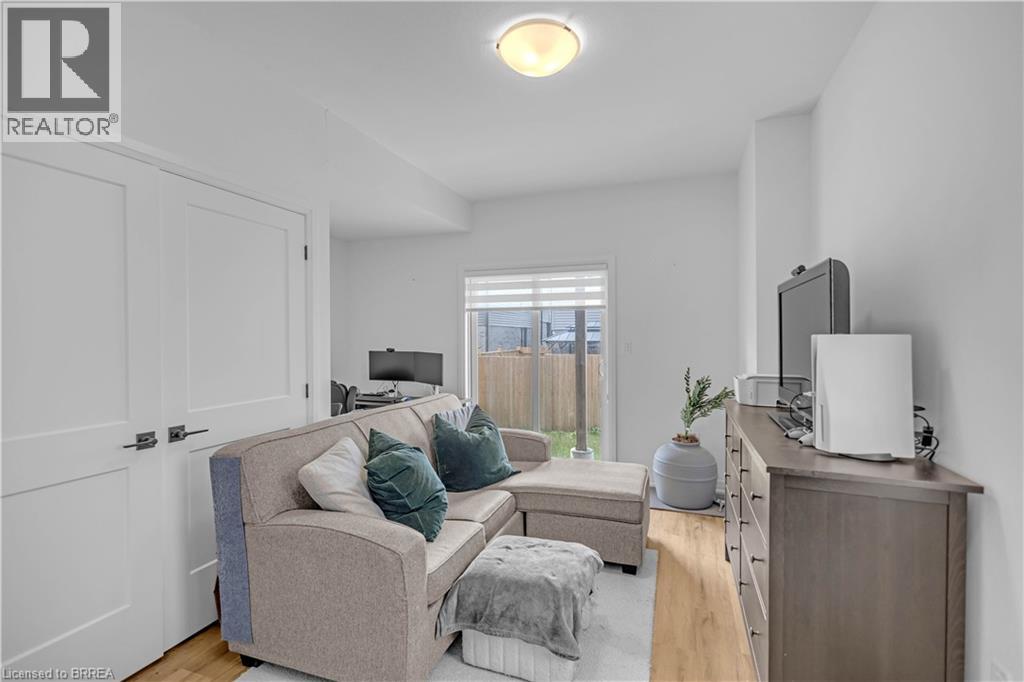 #86 461 BLACKBURN Drive - 22