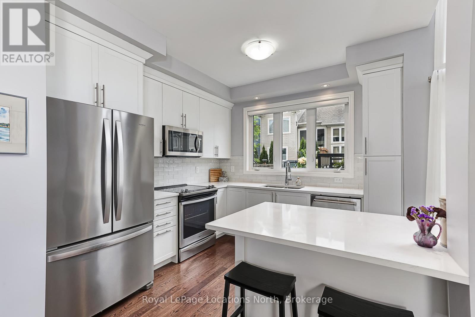 16 GREAVES AVENUE - 12